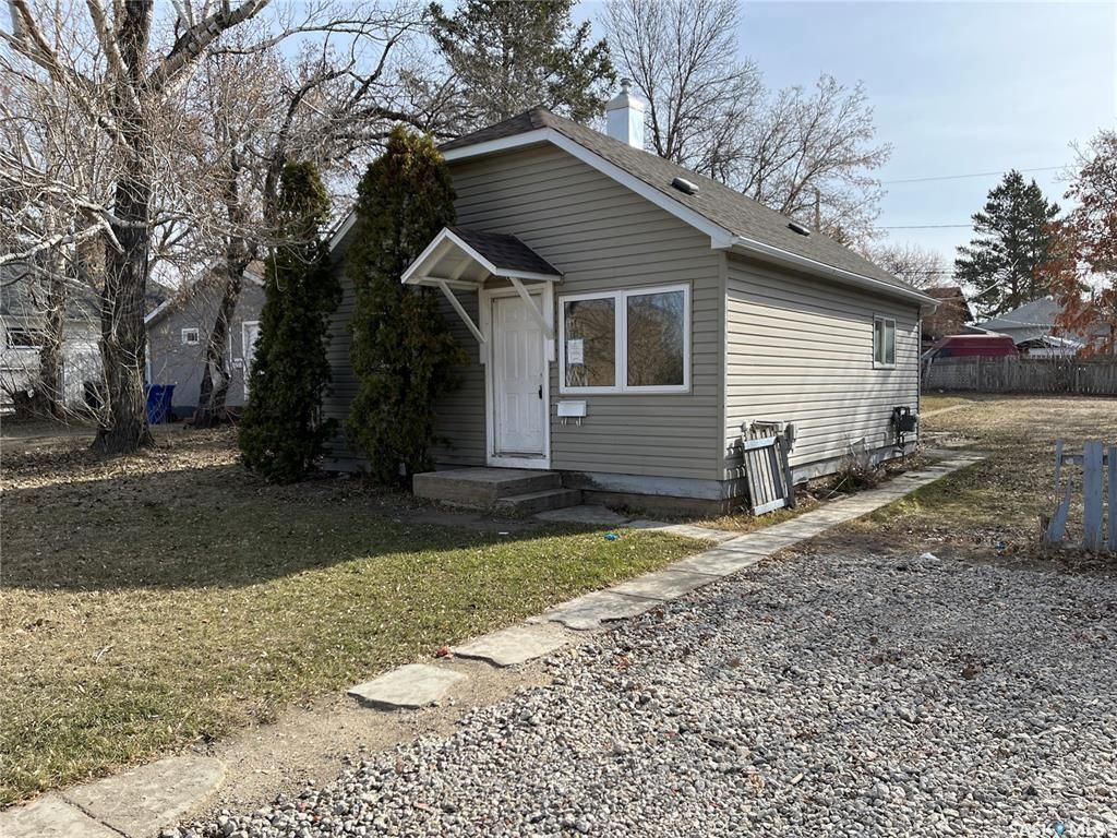 Main Photo: 812 99th Street in North Battleford: Riverview NB Residential for sale : MLS®# SK916374