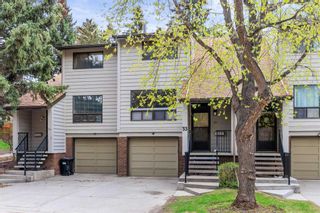 Photo 3: 33 3302 50 Street NW in Calgary: Varsity Row/Townhouse for sale : MLS®# A2132625