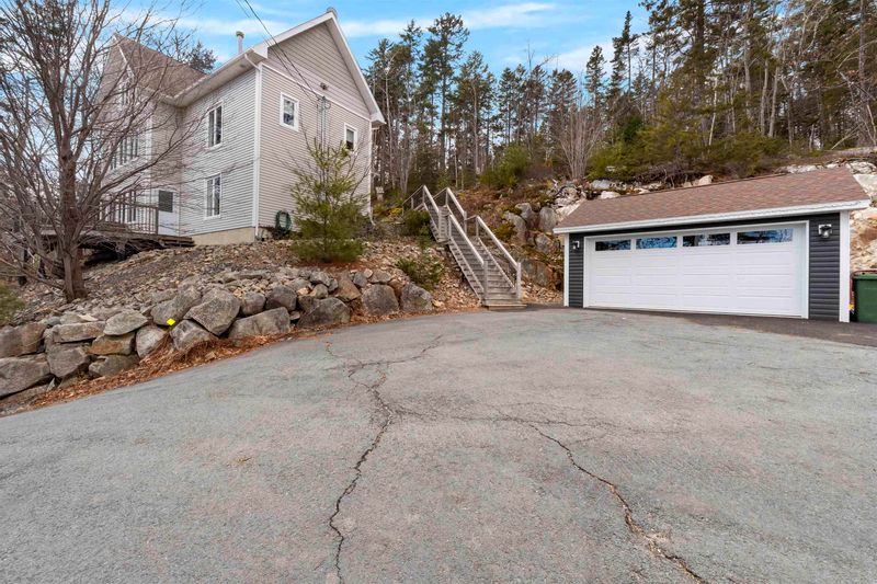 FEATURED LISTING: 428 Lockview Road Fall River