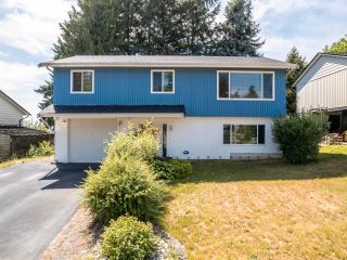 Photo 2: 7927 FULMAR Street in Mission: Mission BC House for sale : MLS®# R2790330