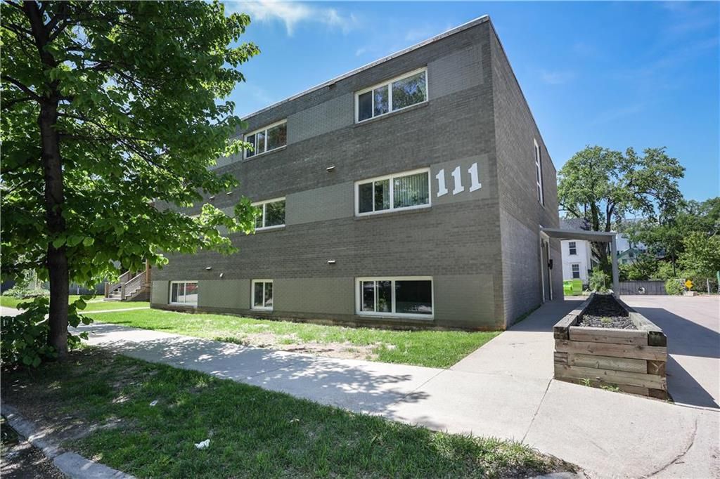 Main Photo: 6 111 Scott Street in Winnipeg: Osborne Village Condominium for sale (1B)  : MLS®# 202214483