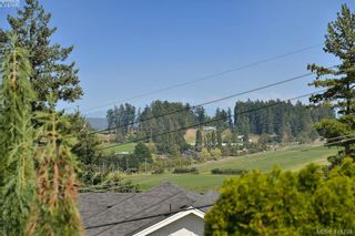 Photo 6: 6910 Saanich Cross Rd in VICTORIA: CS Tanner House for sale (Central Saanich)  : MLS®# 822724