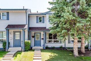Photo 1: 194 WOODMONT Terrace SW in Calgary: Woodbine Row/Townhouse for sale : MLS®# C4306150