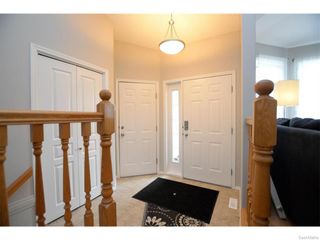 Photo 3: 27 CASTLE Place in Regina: Whitmore Park Residential for sale : MLS®# SK615002
