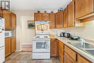 Photo 11: 251 6th Street SE Unit# 312 in Salmon Arm: House for sale : MLS®# 10311535
