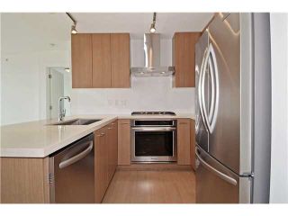Photo 4: 2109 4189 HALIFAX Street in Burnaby: Brentwood Park Condo for sale in "AVIARA" (Burnaby North)  : MLS®# V1136442