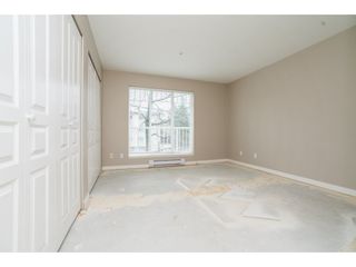 Photo 13: 206 20288 54 Avenue in Langley: Langley City Condo for sale in "Cavalier Court" : MLS®# R2150776