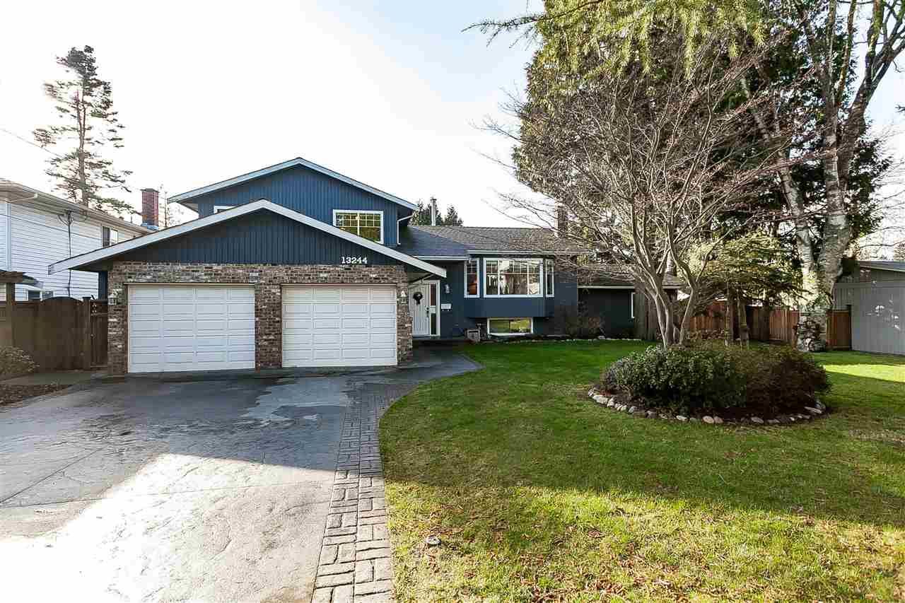 Main Photo: 13244 15A AVENUE in : Crescent Bch Ocean Pk. House for sale : MLS®# R2433927