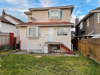Photo 2: 2460 E 2ND Avenue in Vancouver: Renfrew VE House for sale (Vancouver East)  : MLS®# R2835379