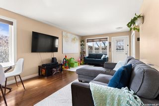 Photo 4: 525 TORONTO Street in Regina: Churchill Downs Residential for sale : MLS®# SK967329