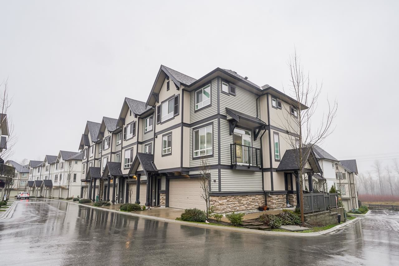 Main Photo: 17 30930 WESTRIDGE PLACE in Abbotsford: Abbotsford West Townhouse for sale : MLS®# R2645856