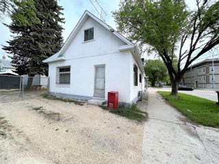 Photo 3: 474 Mountain Avenue in Winnipeg: Industrial / Commercial / Investment for sale (4C)  : MLS®# 202213571