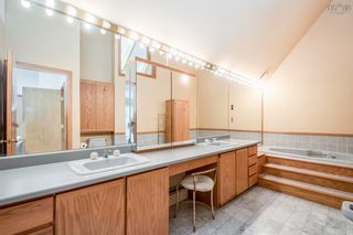 Photo 10: 18 Oakdale Crescent in Dartmouth: 13-Crichton Park, Albro Lake Residential for sale (Halifax-Dartmouth)  : MLS®# 202221279