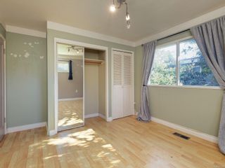Photo 10: 1661 Mortimer St in Saanich: SE Mt Tolmie House for sale (Saanich East)  : MLS®# 961380