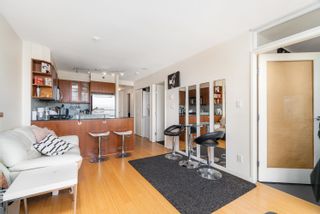 Photo 7: 1103 822 SEYMOUR STREET in Vancouver: Downtown VW Condo for sale in "L'Aria" (Vancouver West)  : MLS®# R2757234