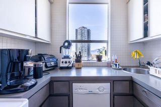 Photo 8: 602 1534 HARWOOD Street in Vancouver: West End VW Condo for sale in "ST. PIERRE" (Vancouver West)  : MLS®# R2775157