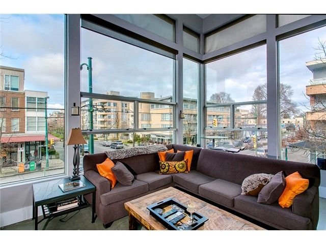 Photo 3: Photos: 1 2088 W 11TH Avenue in Vancouver: Kitsilano Condo for sale in "LOFTS IN KITS" (Vancouver West)  : MLS®# V1027229
