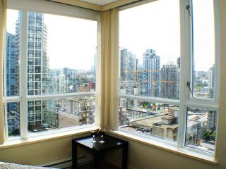 Photo 7: # 1507 1212 HOWE ST in Vancouver: Downtown VW Condo for sale in "1212 HOWE" (Vancouver West)  : MLS®# V894254
