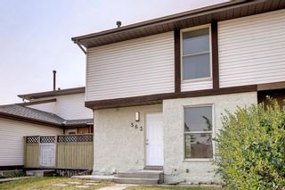 Photo 3: 563 Abinger Road NE in Calgary: Abbeydale Row/Townhouse for sale : MLS®# A1257421