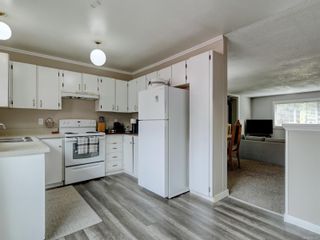 Photo 7: 1702 Kings Rd in Victoria: Vi Jubilee Half Duplex for sale : MLS®# 905310