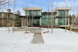 Main Photo: 1116 Beverley Boulevard SW in Calgary: Bel-Aire Detached for sale : MLS®# A2015451