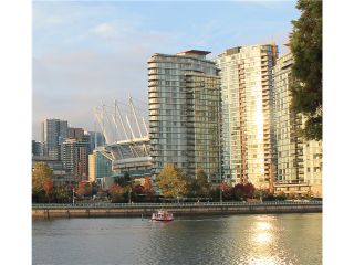 Photo 3: 2602 918 Cooperage Way in Vancouver: Yaletown Condo for sale (Vancouver West)  : MLS®# V1037825
