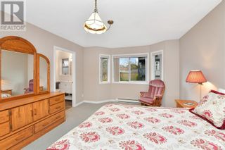 Photo 16: 3 1356 Slater St in Victoria: House for sale : MLS®# 963051