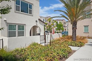 Photo 3: CHULA VISTA Townhouse for sale : 4 bedrooms : 5200 Calle Rockfish #97 in San Diego