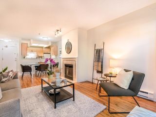 Photo 10: 108 1925 W 2ND Avenue in Vancouver: Kitsilano Condo for sale in "WINDGATE BEACHSIDE" (Vancouver West)  : MLS®# R2715831