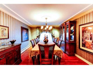 Photo 4: 950 BEND Court in Coquitlam: Harbour Chines House for sale : MLS®# V995881