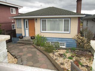 Photo 1: 64 N SEA Avenue in Burnaby: Capitol Hill BN House for sale (Burnaby North)  : MLS®# R2769603