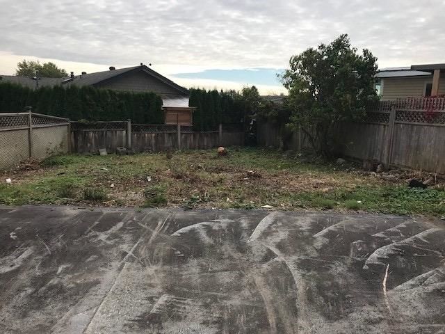 Main Photo: 2174 DURHAM Road in Surrey: King George Corridor Land for sale in "Cranley Drive" (South Surrey White Rock)  : MLS®# R2656911
