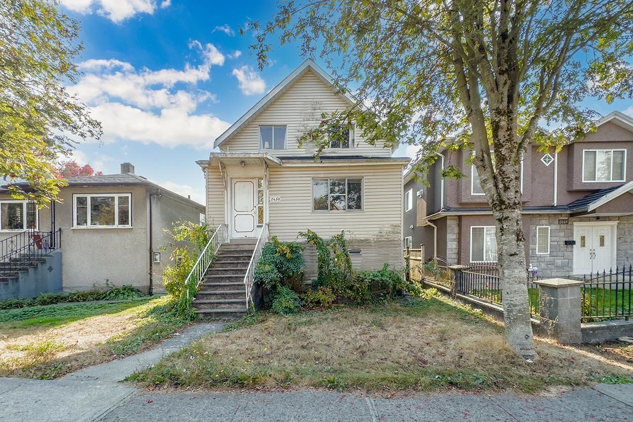 Main Photo: 2458 ADANAC STREET in Vancouver: Renfrew VE House for sale (Vancouver East)  : MLS®# R2732319