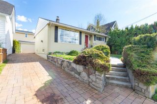 Main Photo: 406 EIGHTH Avenue in New Westminster: GlenBrooke North House for sale : MLS®# R2360124