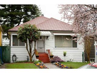 Photo 1: 2725 TRINITY Street in Vancouver: Hastings East House for sale in "THE SWEET SPOT NORTH OF MCGILL" (Vancouver East)  : MLS®# V880022