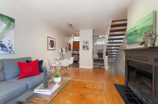 Photo 1: 2415 W 6TH Avenue in Vancouver: Kitsilano Townhouse for sale in "Cute Place In Kitsilano" (Vancouver West)  : MLS®# R2129865