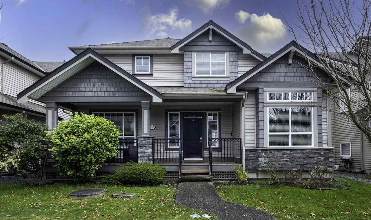 Main Photo: 7032 195A Street in Surrey: Clayton House for sale (Cloverdale)  : MLS®# R2635903