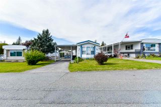 Photo 1: 21 2035 MARTENS Street in Abbotsford: Poplar Manufactured Home for sale in "Maplewood estates" : MLS®# R2368618