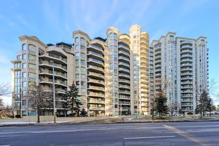Photo 1: 201 1108 6 Avenue SW in Calgary: Downtown West End Apartment for sale : MLS®# A2017174