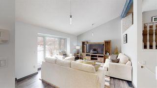 Photo 7: 92 Trowbridge Bay in Winnipeg: House for sale : MLS®# 202307596