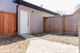 Photo 38: 9213 92 Street in Edmonton: Zone 18 House Half Duplex for sale : MLS®# E4340952
