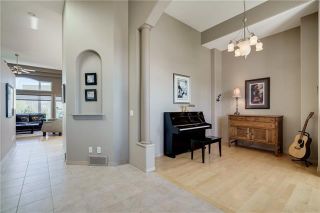 Photo 14: 2 SPRINGBOROUGH Green SW in Calgary: Springbank Hill Detached for sale : MLS®# C4302363