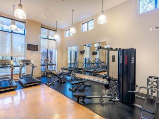 Photo 21: 2503 909 MAINLAND Street in Vancouver: Yaletown Condo for sale in "YALETOWN PARK" (Vancouver West)  : MLS®# R2775480