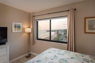 Photo 18: PACIFIC BEACH Condo for sale : 2 bedrooms : 4767 Ocean Blvd #1012 in San Diego