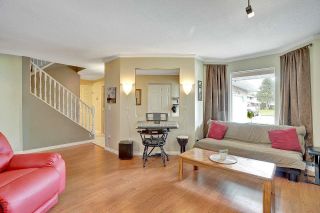 Photo 6: 134 15501 89A Avenue in Surrey: Fleetwood Tynehead Townhouse for sale in "THE AVONDALE" : MLS®# R2769619