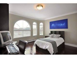 Photo 9: 543 E 17TH AV in Vancouver: Fraser VE House for sale (Vancouver East)  : MLS®# V868348