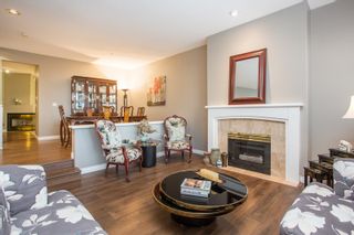 Photo 4: 2 2979 PANORAMA Drive in Coquitlam: Westwood Plateau Townhouse for sale in "DEERCREST" : MLS®# R2532510