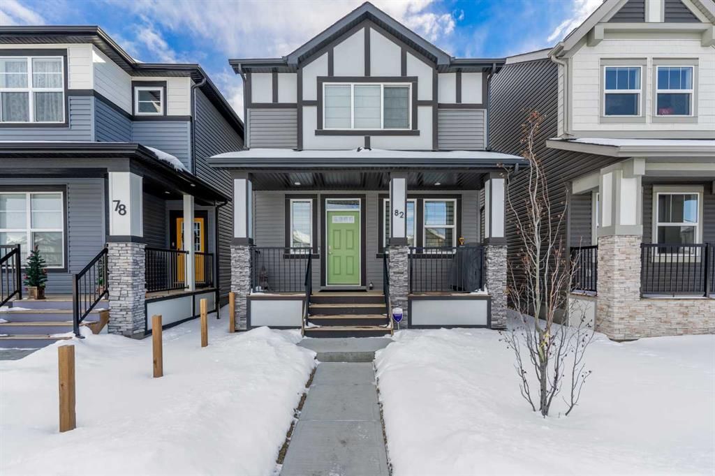Main Photo: 82 Legacy Glen Green SE in Calgary: Legacy Detached for sale : MLS®# A2102572