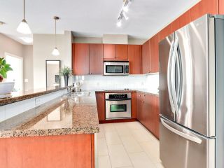 Photo 13: 1102 11 E ROYAL Avenue in New Westminster: Fraserview NW Condo for sale in "The Residences of Victoria Hill" : MLS®# R2889645