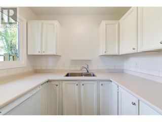 Photo 9: 645 Rutland Road Unit# 2 in Kelowna: House for sale : MLS®# 10311654